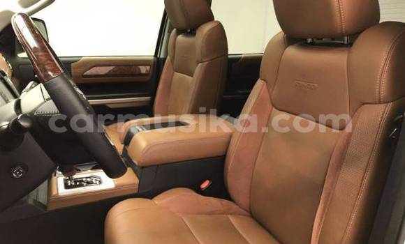 Acheter Occasion Voiture Toyota Tundra Blanc à Beitbridge, Matabeleland South Acheter Occasion Voiture Toyota Tundra Blanc à Beitbridge, Matabeleland South