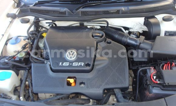 Acheter Occasion Voiture Volkswagen Golf Blanc à Beitbridge, Matabeleland South Acheter Occasion Voiture Volkswagen Golf Blanc à Beitbridge, Matabeleland South