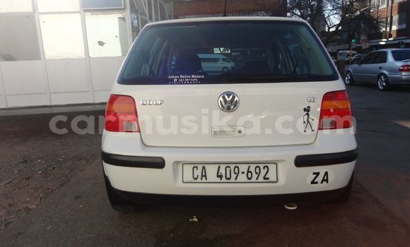 Acheter Occasion Voiture Volkswagen Golf Blanc à Beitbridge, Matabeleland South Acheter Occasion Voiture Volkswagen Golf Blanc à Beitbridge, Matabeleland South