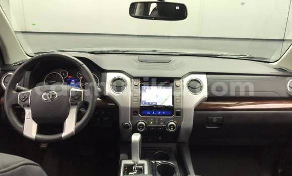 Acheter Occasion Voiture Toyota Tundra Noir à Beitbridge, Matabeleland South Acheter Occasion Voiture Toyota Tundra Noir à Beitbridge, Matabeleland South