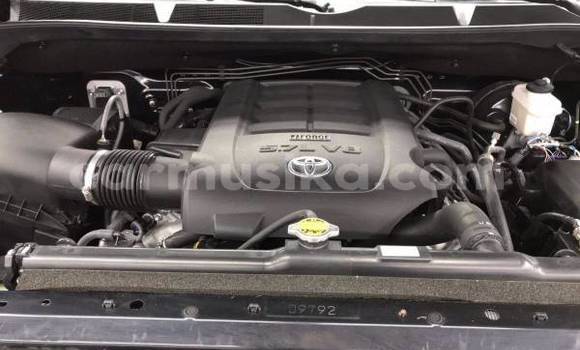 Acheter Occasion Voiture Toyota Tundra Noir à Beitbridge, Matabeleland South Acheter Occasion Voiture Toyota Tundra Noir à Beitbridge, Matabeleland South