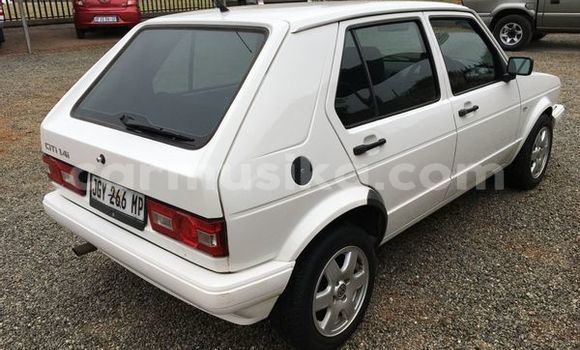 Acheter Occasion Voiture Volkswagen Golf Blanc à Beitbridge, Matabeleland South Acheter Occasion Voiture Volkswagen Golf Blanc à Beitbridge, Matabeleland South