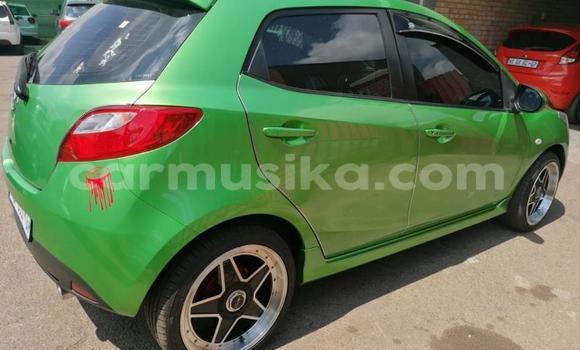 Acheter Occasion Voiture Mazda 2 Vert à Beitbridge, Matabeleland South Acheter Occasion Voiture Mazda 2 Vert à Beitbridge, Matabeleland South