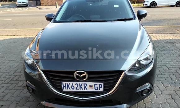Nunua Ilio tumika Mazda 3 Beige Gari ndani ya Beitbridge nchini Matabeleland Kusini