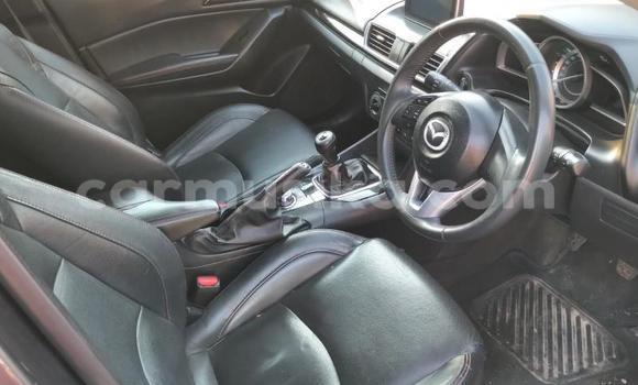 Buy Used Mazda 3 Beige Car in Beitbridge in Matabeleland South Buy Used Mazda 3 Beige Car in Beitbridge in Matabeleland South