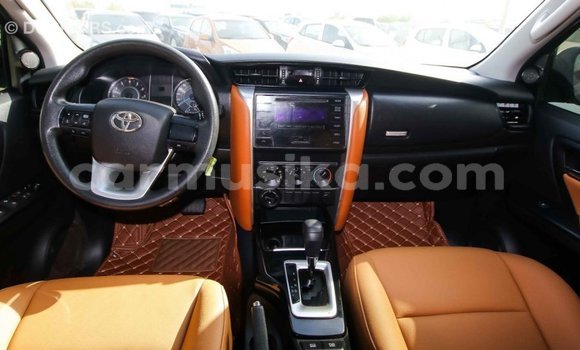 Tenga Imported Toyota Fortuner Zvimwe Mota in Import - Dubai in Harare Tenga Imported Toyota Fortuner Zvimwe Mota in Import - Dubai in Harare