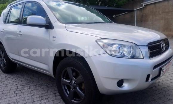 Nunua Ilio tumika Toyota RAV4 Fedha Gari ndani ya Beitbridge nchini Matabeleland Kusini Nunua Ilio tumika Toyota RAV4 Fedha Gari ndani ya Beitbridge nchini Matabeleland Kusini