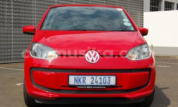 Acheter Occasion Voiture Volkswagen up! Rouge à Beitbridge, Matabeleland South