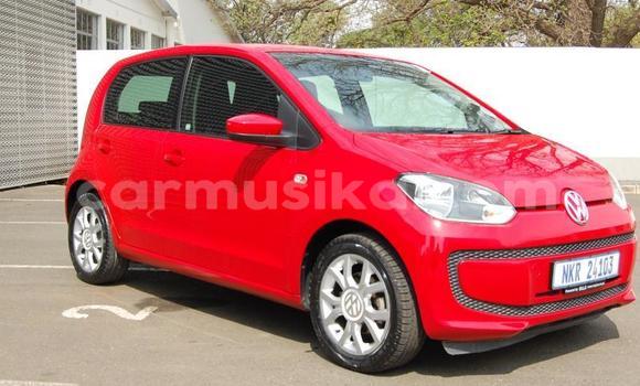 Acheter Occasion Voiture Volkswagen up! Rouge à Beitbridge, Matabeleland South Acheter Occasion Voiture Volkswagen up! Rouge à Beitbridge, Matabeleland South