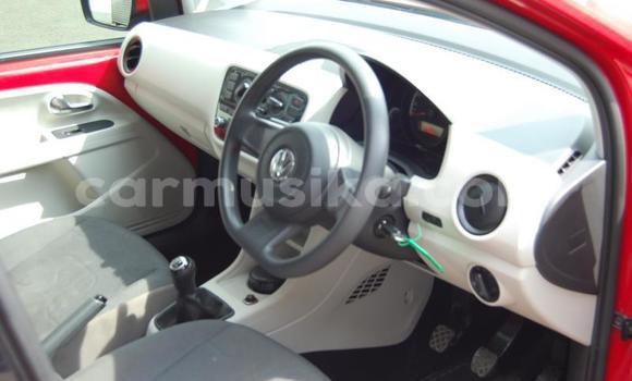 Acheter Occasion Voiture Volkswagen up! Rouge à Beitbridge, Matabeleland South Acheter Occasion Voiture Volkswagen up! Rouge à Beitbridge, Matabeleland South
