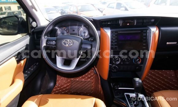 Tenga Imported Toyota Fortuner Zvimwe Mota in Import - Dubai in Harare Tenga Imported Toyota Fortuner Zvimwe Mota in Import - Dubai in Harare