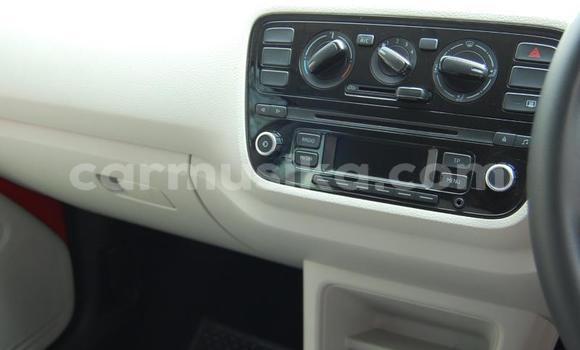 Acheter Occasion Voiture Volkswagen up! Rouge à Beitbridge, Matabeleland South Acheter Occasion Voiture Volkswagen up! Rouge à Beitbridge, Matabeleland South