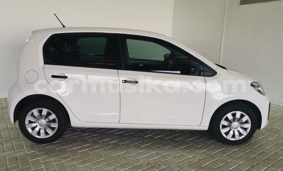 Acheter Occasion Voiture Volkswagen up! Blanc à Beitbridge, Matabeleland South Acheter Occasion Voiture Volkswagen up! Blanc à Beitbridge, Matabeleland South