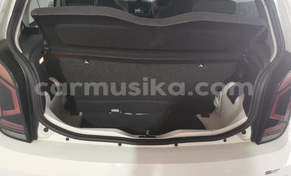 Acheter Occasion Voiture Volkswagen up! Blanc à Beitbridge, Matabeleland South Acheter Occasion Voiture Volkswagen up! Blanc à Beitbridge, Matabeleland South