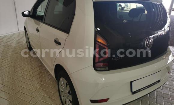 Acheter Occasion Voiture Volkswagen up! Blanc à Beitbridge, Matabeleland South Acheter Occasion Voiture Volkswagen up! Blanc à Beitbridge, Matabeleland South