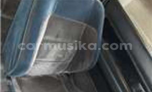 Nunua Ilio tumika Toyota Corolla Nyingine Gari ndani ya Beitbridge nchini Matabeleland Kusini Nunua Ilio tumika Toyota Corolla Nyingine Gari ndani ya Beitbridge nchini Matabeleland Kusini