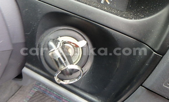 Nunua Ilio tumika Toyota Surf Nyeupe Gari ndani ya Beitbridge nchini Matabeleland Kusini Nunua Ilio tumika Toyota Surf Nyeupe Gari ndani ya Beitbridge nchini Matabeleland Kusini