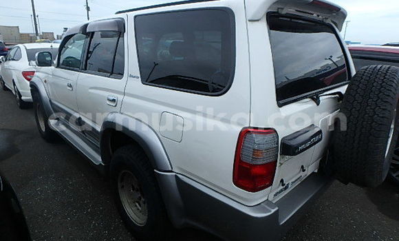 Nunua Ilio tumika Toyota Surf Nyeupe Gari ndani ya Beitbridge nchini Matabeleland Kusini Nunua Ilio tumika Toyota Surf Nyeupe Gari ndani ya Beitbridge nchini Matabeleland Kusini