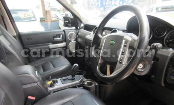 Tenga Tsaru Land Rover Discovery Chena Mota in Harare in Harare Tenga Tsaru Land Rover Discovery Chena Mota in Harare in Harare