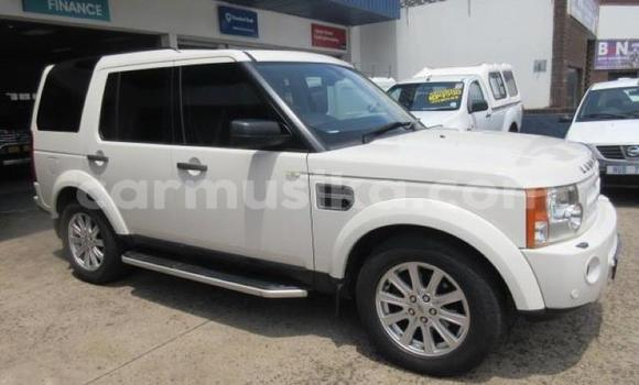 Tenga Tsaru Land Rover Discovery Chena Mota in Harare in Harare Tenga Tsaru Land Rover Discovery Chena Mota in Harare in Harare