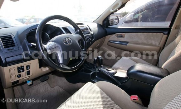 Acheter Import Voiture Toyota Fortuner Autre à Import - Dubai, Harare Acheter Import Voiture Toyota Fortuner Autre à Import - Dubai, Harare