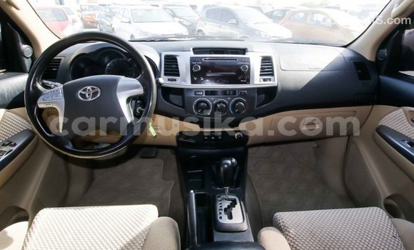 Acheter Import Voiture Toyota Fortuner Autre à Import - Dubai, Harare Acheter Import Voiture Toyota Fortuner Autre à Import - Dubai, Harare