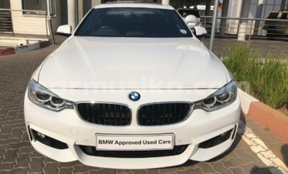 Nunua Ilio tumika BMW M4 Nyeupe Gari ndani ya Beitbridge nchini Matabeleland Kusini Nunua Ilio tumika BMW M4 Nyeupe Gari ndani ya Beitbridge nchini Matabeleland Kusini