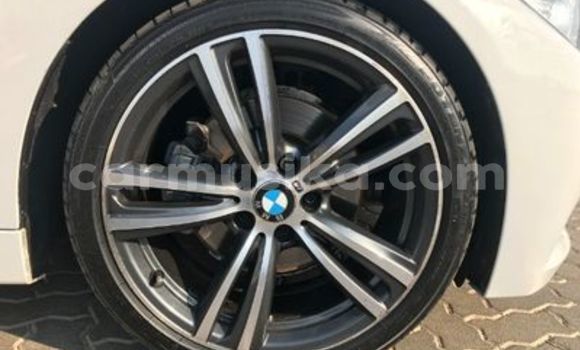 Nunua Ilio tumika BMW M4 Nyeupe Gari ndani ya Beitbridge nchini Matabeleland Kusini Nunua Ilio tumika BMW M4 Nyeupe Gari ndani ya Beitbridge nchini Matabeleland Kusini