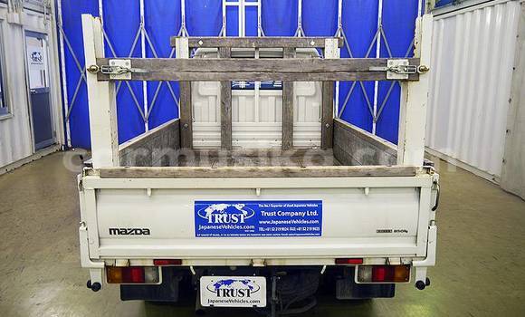 Buy Used Mazda Bongo White Car in Beitbridge in Matabeleland South Buy Used Mazda Bongo White Car in Beitbridge in Matabeleland South