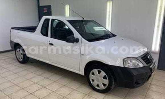 Nunua Ilio tumika Nissan NV200 Nyeupe Gari ndani ya Beitbridge nchini Matabeleland Kusini Nunua Ilio tumika Nissan NV200 Nyeupe Gari ndani ya Beitbridge nchini Matabeleland Kusini