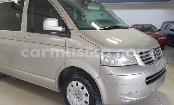 Buy Used Volkswagen Caravelle Silver Car in Beitbridge in Matabeleland South Buy Used Volkswagen Caravelle Silver Car in Beitbridge in Matabeleland South