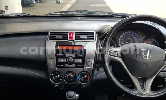 Acheter Occasion Voiture Honda Ballade Blanc à Beitbridge, Matabeleland South Acheter Occasion Voiture Honda Ballade Blanc à Beitbridge, Matabeleland South