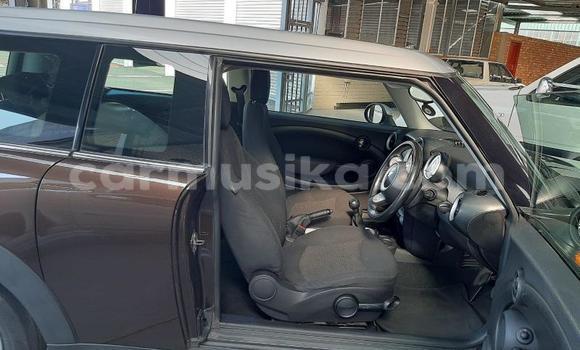 Acheter Occasion Voiture MINI Hatch Beige à Beitbridge, Matabeleland South Acheter Occasion Voiture MINI Hatch Beige à Beitbridge, Matabeleland South