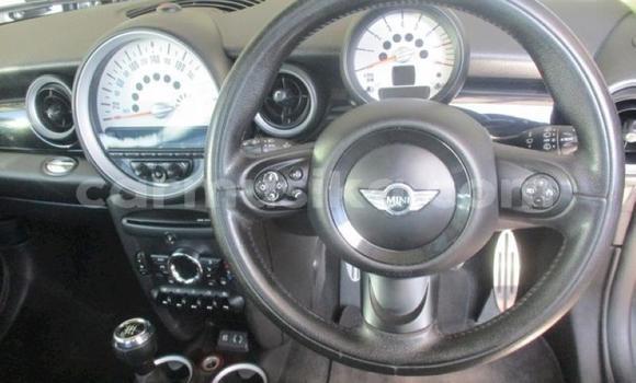 Nunua Ilio tumika MINI Hatch Beige Gari ndani ya Beitbridge nchini Matabeleland Kusini Nunua Ilio tumika MINI Hatch Beige Gari ndani ya Beitbridge nchini Matabeleland Kusini