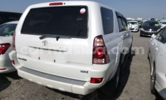 Acheter Occasion Voiture Toyota Surf Blanc à Beitbridge, Matabeleland South Acheter Occasion Voiture Toyota Surf Blanc à Beitbridge, Matabeleland South