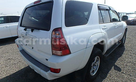 Acheter Occasion Voiture Toyota Surf Blanc à Beitbridge, Matabeleland South Acheter Occasion Voiture Toyota Surf Blanc à Beitbridge, Matabeleland South