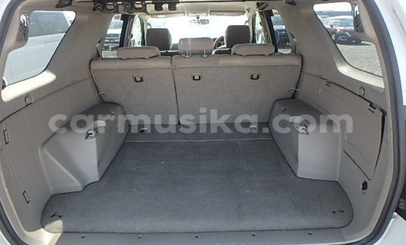 Acheter Occasion Voiture Toyota Surf Blanc à Beitbridge, Matabeleland South Acheter Occasion Voiture Toyota Surf Blanc à Beitbridge, Matabeleland South