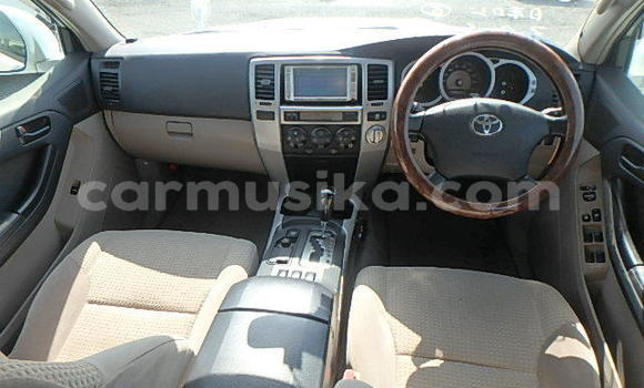 Acheter Occasion Voiture Toyota Surf Blanc à Beitbridge, Matabeleland South Acheter Occasion Voiture Toyota Surf Blanc à Beitbridge, Matabeleland South