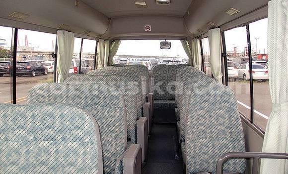 Nunua Ilio tumika Mitsubishi Mirage Bluu Gari ndani ya Beitbridge nchini Matabeleland Kusini Nunua Ilio tumika Mitsubishi Mirage Bluu Gari ndani ya Beitbridge nchini Matabeleland Kusini