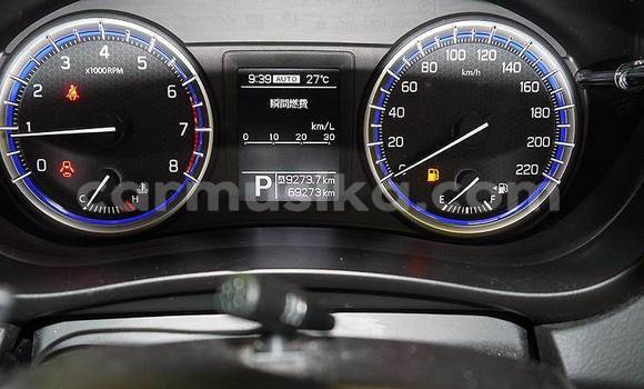 Acheter Occasion Voiture Suzuki Jimny Bleu à Beitbridge, Matabeleland South Acheter Occasion Voiture Suzuki Jimny Bleu à Beitbridge, Matabeleland South