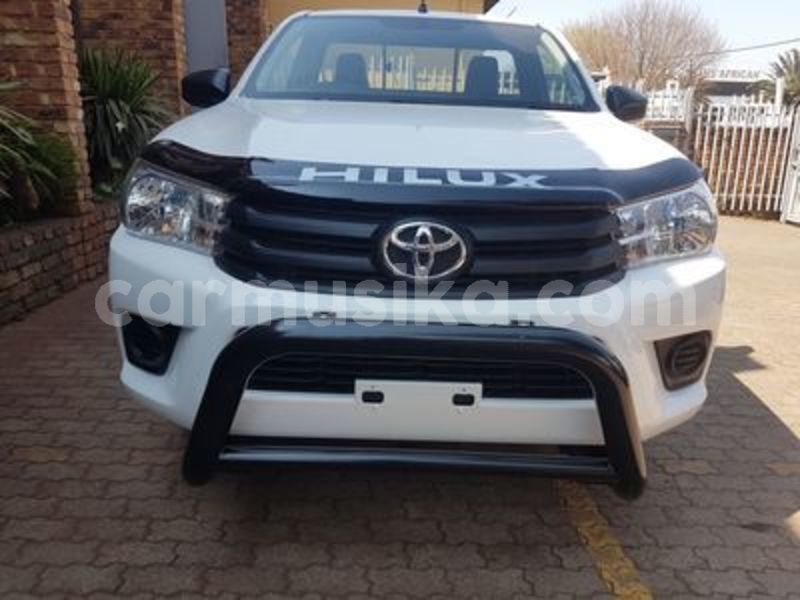 Big with watermark toyota hilux matabeleland south beitbridge 18140