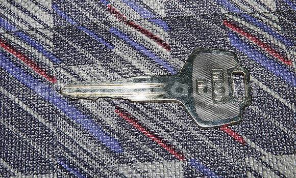 Acheter Occasion Voiture Nissan Serena Blanc à Beitbridge, Matabeleland South Acheter Occasion Voiture Nissan Serena Blanc à Beitbridge, Matabeleland South