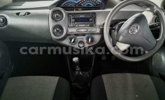 Acheter Occasion Voiture Toyota Etios Beige à Beitbridge, Matabeleland South Acheter Occasion Voiture Toyota Etios Beige à Beitbridge, Matabeleland South