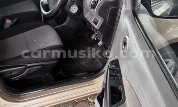 Nunua Ilio tumika Toyota Etios Fedha Gari ndani ya Beitbridge nchini Matabeleland Kusini Nunua Ilio tumika Toyota Etios Fedha Gari ndani ya Beitbridge nchini Matabeleland Kusini