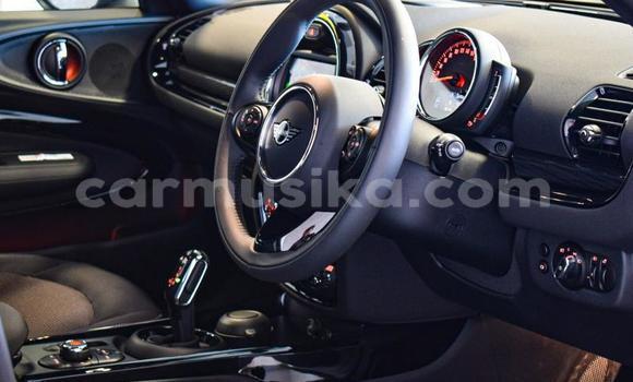 Nunua Ilio tumika MINI Clubman Nyeupe Gari ndani ya Beitbridge nchini Matabeleland Kusini Nunua Ilio tumika MINI Clubman Nyeupe Gari ndani ya Beitbridge nchini Matabeleland Kusini