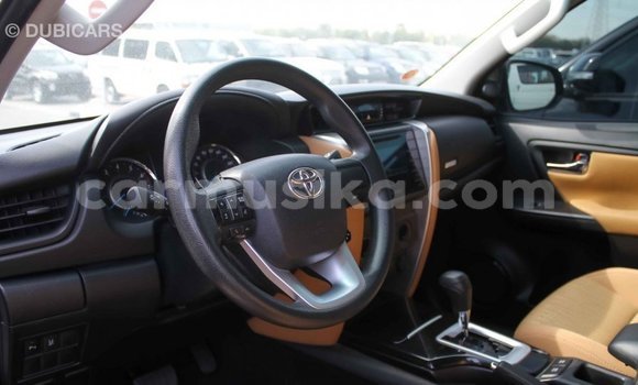 Tenga Imported Toyota Fortuner Chena Mota in Import - Dubai in Harare Tenga Imported Toyota Fortuner Chena Mota in Import - Dubai in Harare