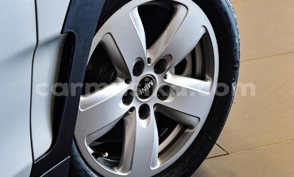 Nunua Ilio tumika MINI Clubman Nyeupe Gari ndani ya Beitbridge nchini Matabeleland Kusini Nunua Ilio tumika MINI Clubman Nyeupe Gari ndani ya Beitbridge nchini Matabeleland Kusini