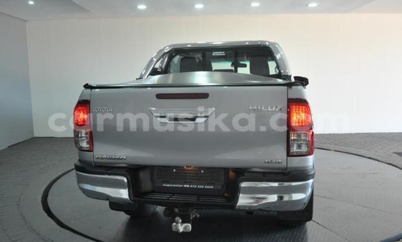 Tenga Tsaru Toyota Hilux Zvimwe Mota in Harare in Harare Tenga Tsaru Toyota Hilux Zvimwe Mota in Harare in Harare