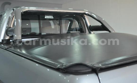 Tenga Tsaru Toyota Hilux Zvimwe Mota in Harare in Harare Tenga Tsaru Toyota Hilux Zvimwe Mota in Harare in Harare