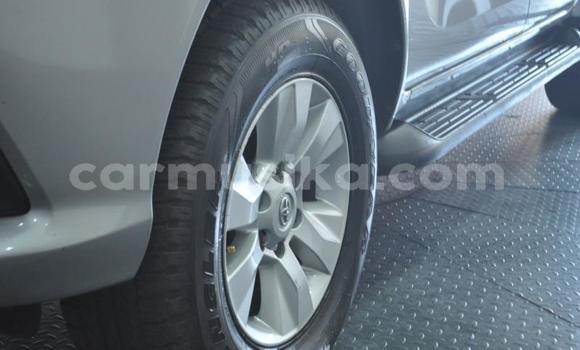 Tenga Tsaru Toyota Hilux Zvimwe Mota in Harare in Harare Tenga Tsaru Toyota Hilux Zvimwe Mota in Harare in Harare